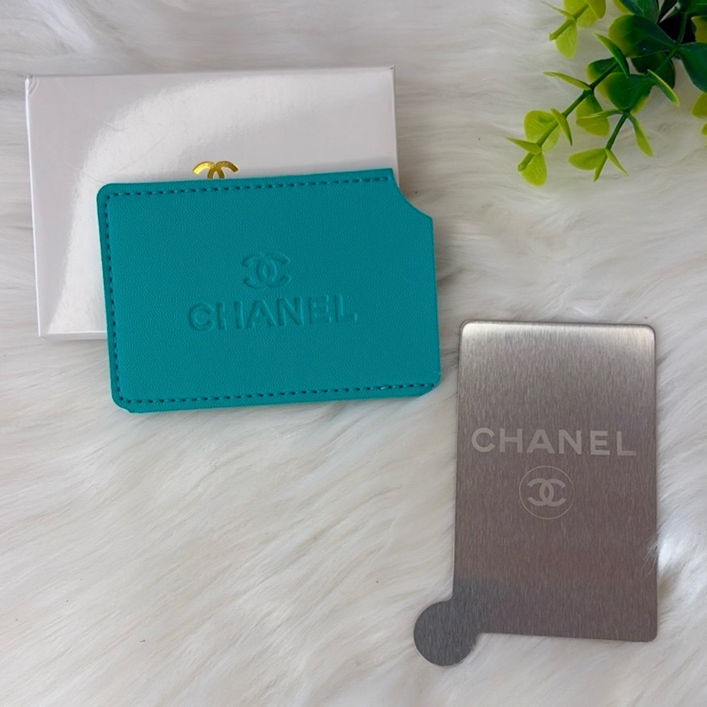 CHANEL Teal Mirror & Card Holder - Picture 4 of 7